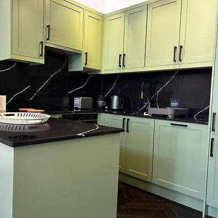 Earl'S Court Luxe Apartment 伦敦 外观 照片