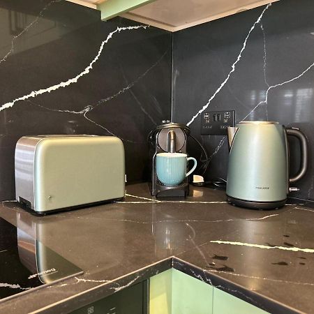 Earl'S Court Luxe Apartment 伦敦 外观 照片