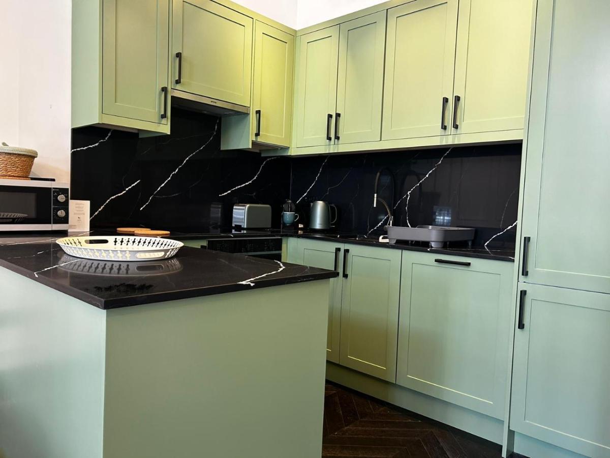 Earl'S Court Luxe Apartment 伦敦 外观 照片