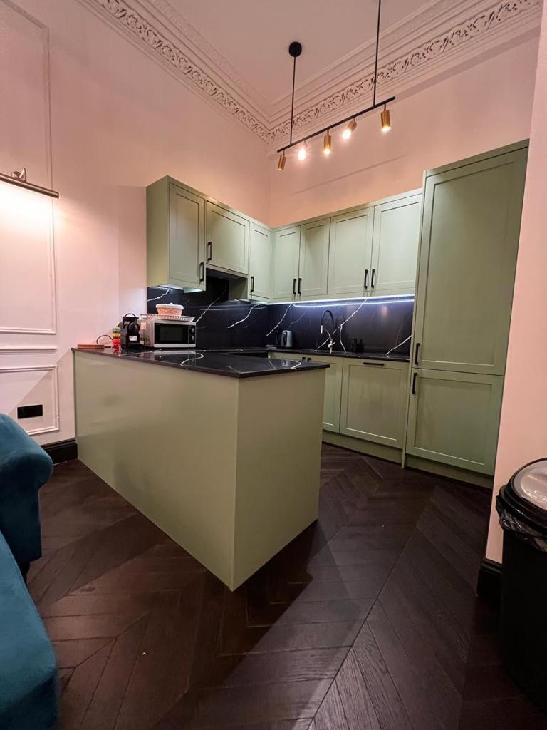Earl'S Court Luxe Apartment 伦敦 外观 照片