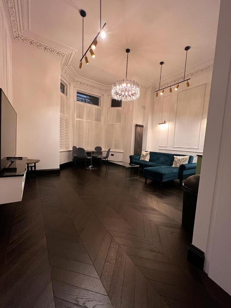 Earl'S Court Luxe Apartment 伦敦 外观 照片